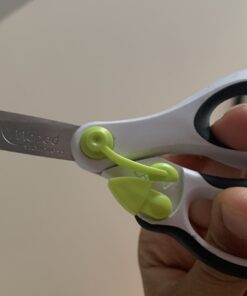 Maped Helix USA Koopy Spring-Assisted Educational Scissors, Kids, 5 Inch, Blunt Tip, Right Handed Use (470249US),Black/White Set of 1 21 A1KjNP40coL