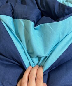 Amazon Basics Reversible Lightweight Microfiber Comforter Blanket, Twin/Twin XL, Navy/Sky Blue Navy / Sky Blue 1-Pack 22 A1XoefUe8hL