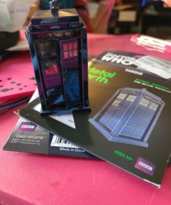 Fascinations Metal Earth Doctor Who Tardis 3D Laser Cut Model - Blue 36 A1xkArED9tL