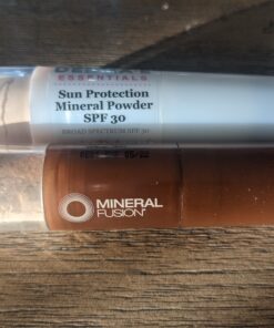 Mineral Fusion Brush-On Sun Defense, SPF 30, UVA and UVB Protection, No Parabens, Gluten Free, Vegetarian, No Phthalates, Hypo-allergenic 0.14 Ounce (Pack of 1) 39 B1 Y331Q3PS