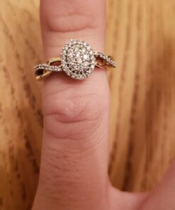 Gentle Jewelry Cleaner Solution | Gold, Silver, Earring, Diamond Ring Fine & Fashion Jewelry Cleaner | Ammonia Free l 6 oz l Made in the USA 6 Ounce (Pack of 1) 42 B119DcpTOdS