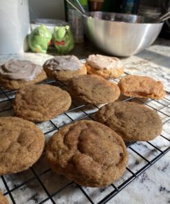 The Cookie Book: Decadent Bites for Every Occasion Paperback 34 B14xR6TbFyS