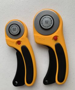 OLFA 45mm Ergonomic Rotary Cutter (RTY-2/DX) - Rotary Fabric Cutter w/ Blade Cover & Squeeze Trigger for Quilting, Sewing, Crafts, Replacement Blade: OLFA RB45-1H 52 B15Oi5hx7gS