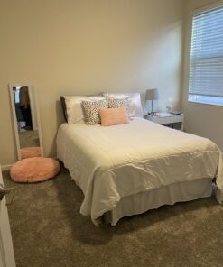 Amazon Basics Lightweight Pleated Bed Skirt, Full, Bright White 34 B16PF9d77zS