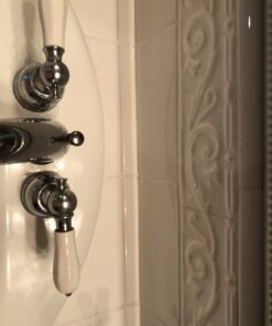 Grout Pen White Tile Paint Marker: Waterproof Grout Paint, Tile Grout Colorant and Sealer Pen - White, Narrow 5mm Tip (7mL) Narrow Tip 41 B1BOMhXU6HS