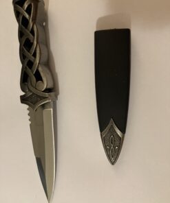 Ace Martial Arts Supply New Scottish Celtic Gaelic Twist Knot Blue Ruby Gemstone Wicca Dirk Dagger Knife, 9-Inch 42 B1GarwlvWpS