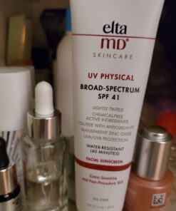 EltaMD UV Physical Tinted Face Sunscreen, SPF 41 Mineral Sunscreen with Zinc Oxide, Water Resistant up to 40 Minutes, Protects Extra Sensitive and Post Procedure Skin, Oil Free, 3.0 oz Tube 34 B1H6TKSzZFS