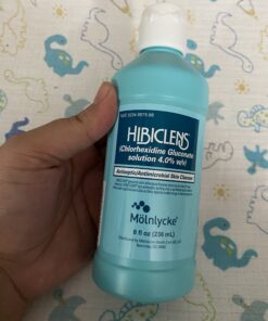 Molnlycke Hibiclens Solution, 8 Fl Oz (Pack of 1) 15 B1KgXBMoYRS