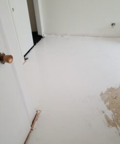 Flex Seal Liquid, 32 oz, White, Liquid Rubber Coating Sealant, Waterproof, Flexible, Breathable, and UV Resistant, Roof Repair, Basements, RV, Campers, Trailers, Marine, EPDM, Masonry 32-oz 47 B1KlxNw7oiS