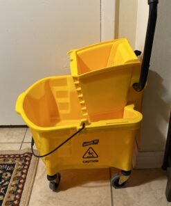 Genuine Joe GJO60466 Splash Guard Mop Bucket/Wringer, 6.50 Gallon Capacity, Yellow 22 B1L0ozoLAS
