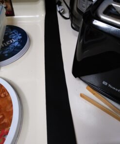 DSYJ Silicone Stove Gap Covers 2 Pack, Heat Resistant Oven Gap Filler Seals Gaps Between Stovetop and Counter, Easy to Clean (25 Inches, Black) 32 B1OIpPfTNjS