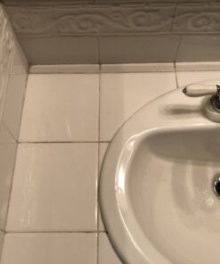 Grout Pen White Tile Paint Marker: Waterproof Grout Paint, Tile Grout Colorant and Sealer Pen - White, Narrow 5mm Tip (7mL) Narrow Tip 44 B1P0Vw mPoS