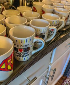 SHARPIE Oil-Based Paint Markers, Medium Point, Assorted Colors, 5 Count (Packaging May Vary) - Great for Rock Painting Classic Assorted 5-Count Medium Tip 28 B1QsJBU3TkS