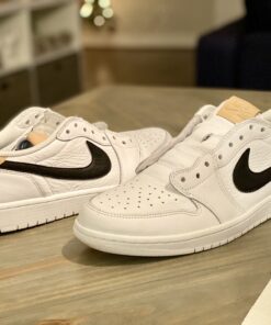 Angelus Acrylic Leather Paint Flat Black 1oz 1 Fl Oz (Pack of 1) 39 B1Qya7I8lwS