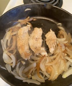 Lodge Cast Iron Skillet with Red Silicone Hot Handle Holder, 10.25-inch 43 B1ScoSgEh3S