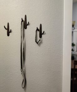 Comfify Set of 3 Hooks Cast Iron Cactus Double Wall Mounted Hooks/Hangers - Decorative Wall Mounted Hooks for Coats, Bags, Towels and More - w/Screws and Anchors Included - Brown 26 B1SmmWLxBS