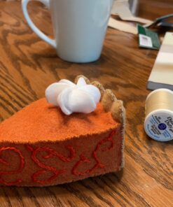 Alternative view of Heart-Felt Holidays: 40 Festive Felt Projects to Celebrate the Seasons