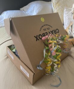 CRAVEBOX Snack Box Variety Pack Care Package (55 Count) Christmas Treats Gift Basket Boxes Pack Adults Kids Grandkids Guys Girls Women Men Boyfriend Candy Birthday Cookies Chips Teenage Mix College Student Food Sampler Office School 55ct 25 B1augVmFSUS