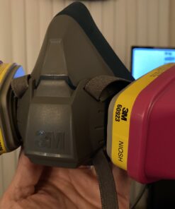 3M P100 Respirator Cartridge/Filter 60923, 1 Pair, Helps Protect Against Organic Vapors, Acid Gases, and Particulates,Magenta, Yellow 20 B1gem1qrmVS