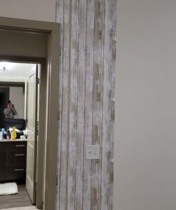 RoomMates RMK9050WP White Distressed Wood Peel and Stick Wallpaper Rustic Wood 58 B1kPkm4T2AS