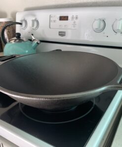 Lodge BOLD 14 Inch Seasoned Cast Iron Wok; Design-Forward Cookware 39 B1prqGi9yOS