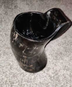 AleHorn Original Handcrafted Authentic Viking Drinking Horn Tankard for Beer Mead Ale - Genuine Medieval Inspired Stein Mug Food Safe Vessel with Handle (XL - 20oz, Durable Resin Base) XL - 20oz 46 B1qiuUiW95S