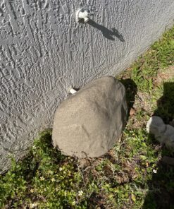 Emsco Group 2182 Medium – Lightweight Landscape Rock-Resin, Sandstone 51 C11ZpYd7xS