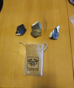 KonvoySG English Flint Stone Rock for Use with A Carbon Steel Striker (not Included) for Bushcraft, Survival and Camping Activities. Comes in an Emergency Tinder Jute Bag. 21 C1E7zBC8AkS