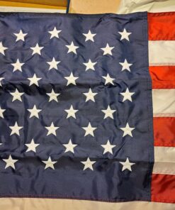 Annin Flagmakers Model 21850 American Flag All-Weather Nylon SolarGuard NYL-Glo, 2.5 x 4 Feet, Red,White 30 C1Eav5MNe4S