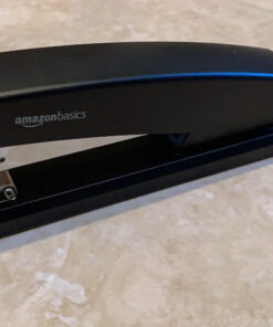 Amazon Basics Stapler with 1000 Staples, Office Stapler, 25 Sheet Capacity, Non-Slip, Black 1-Pack 32 C1HVqHgstfS