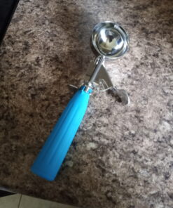 Good Living Ice Cream Scoop, Disher with Trigger Lever and Comfort Grip Handle, Colors Vary: 1 Pack 18 C1Hho1NPwRS