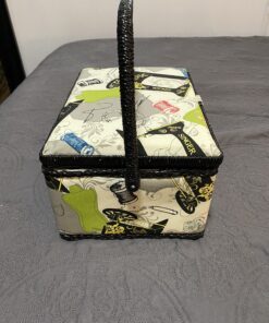 SINGER 07281 Vintage Sewing Basket with Sewing Kit Accessories, 10.5" long x 8" wide x 6" high. 51 C1WCjQStV0S