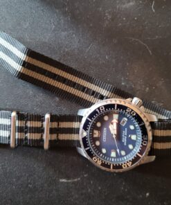 BluShark Original Premium Nylon Watch Strap - Stainless Steel Buckle with Multiple Sizes & Premium Styles, Replacement Watch Straps for Men & Women, Ballistic Military Waterproof BOND 20mm Premium Brushed Buckle 36 C1Wj08gqIHS 1