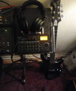 TASCAM DP-008EX 8-Track Digital Pocketstudio Multitrack Recorder, Built-in Mics, Songwriting, Battery Operated 22 C1a2UebvLsS