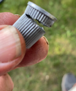 Permatex 22058 Dielectric Tune-Up Grease, 3oz. - High Performance Dielectric Grease Used To Protect Terminals, Spark Plugs, Wiring And Other Electrical Connections Against Salt, Dirt, And Corrosion Pack of 1 3 oz. 19 C1iqu9wogkS