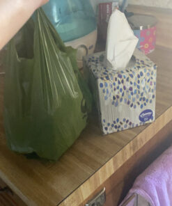 Earth Rated Dog Poop Bags with Handles, New Look, Easy Tie and Guaranteed Leakproof, Lavender Scented, 120 Handle Bags 120 Count (Pack of 1) Lavender-Scented 51 C1jOc34TVVS