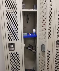 It's Academic LockerMate Adjust-A-Shelf Locker Shelf, Easy to Use, Extends to Fit Your Locker, Blue 1 Pound (Pack of 1) 21 C1jYmYfrAkS