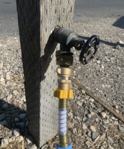 Camco Camper/RV Water Pressure Regulator | Protects RV Kitchen Small Appliances, Plumbing & Hoses | Reduces RV Water Pressure to Safe and Consistent 40-50 PSI | Drinking Water Safe (40055) 34 C1nj2iM8YJS