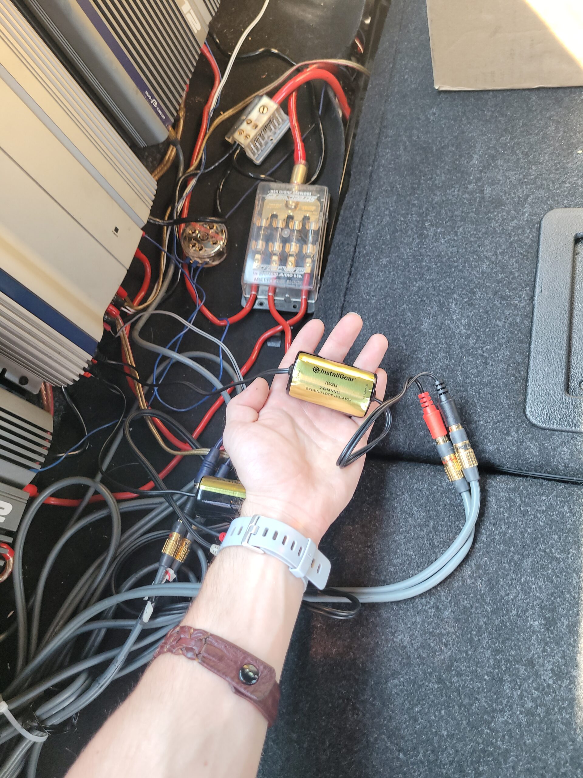 InstallGear Ground Loop Noise Isolator, Amplifier Noise Filter for Car Audio & Home Stereo, Feedback Loop Isolator, Car Stereo Noise Suppressor Reducer Alternator, Ground Loop Isolator 1 Pack 6 InstallGear Ground Loop Noise Isolator, Amplifier Noise Filter for Car Audio & Home Stereo, Feedback Loop Isolator, Car Stereo Noise Suppressor Reducer Alternator, Ground Loop Isolator 1 Pack - Image 6