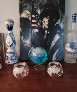 Prestige Decanters Etched Globe Whiskey Glasses -Rocks Glass for Rum, Tequila, Scotch, Glasses- Whiskey Gifts - 10oz Cocktail or Old Fashioned Glass (Set of 2) - Unique Bar Decor & Bourbon Gifts from 2 Count (Pack of 1) 19 D1puxtyw7PS