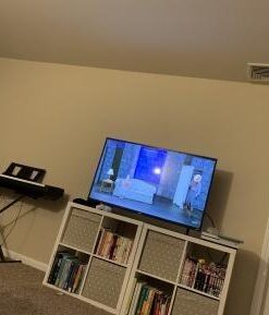 TCL 50S425 50 Inch 4K Smart LED Roku TV (2019) 50 in TV only 47 31422fzSj L