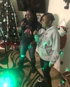 Karaoke Machine - SINGSATION All-In-One Karaoke System & Party Machine - Performer Speaker w/Bluetooth Microphone Sing Stand - No CDs! - Kids or Adults. YouTube your Favorite Karaoke Videos & Songs 33 314DvkXmqL