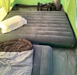 Coleman Montana Camping Tent, 6/8 Person Family Tent with Included Rainfly, Carry Bag, and Spacious Interior, Fits Multiple Queen Airbeds and Sets Up in 15 Minutes Green 8-Person 43 318Gxz kbL