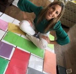 ThinkFun Rush Hour Junior Traffic Jam Logic Game and STEM Toy for Boys and Girls Age 5 and Up - Junior Version of the International seller Rush Hour 15 319 k44b7AL