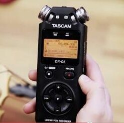 TASCAM DR-05 Portable Digital Recorder (Version 2) 30 31CwCaC3BL