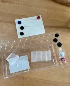 Make Your Own Soap (Klutz Activity Kit) for 72 months to 180 months includes blocks of clear soap base (20) 49 31D7ln9UlHL