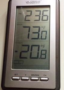 La Crosse Technology WS-9160UV3 Wireless Digital Thermometer Titanium 37 31F25bKPxvL