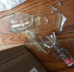 Estilo Swing Top Clear Glass Bottles,16oz Set of 6 Easy Cap Clear Bottles with Stoppers, Flip Top Glass Bottles to Store Home Brews, Oils, Vinaigrettes, Wines, Beer, Teas, Limoncello 16 oz 26 31MK3f6qJPL