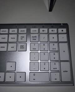 Bluetooth Keyboard, iClever DK03 Wireless Keyboard Multi-Device Keyboard, Dual Mode (Bluetooth 4.2 + 2.4G) Ultra-Slim Full-Size Keyboard for Mac, iPad, Apple, Android, Windows, Connect Up To 3 Devices 34 31TO69xNhVL