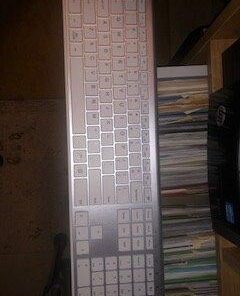 Bluetooth Keyboard, iClever DK03 Wireless Keyboard Multi-Device Keyboard, Dual Mode (Bluetooth 4.2 + 2.4G) Ultra-Slim Full-Size Keyboard for Mac, iPad, Apple, Android, Windows, Connect Up To 3 Devices 42 31bXKklwRJL